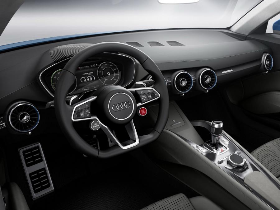Торпедо Audi Allroad Shooting Brake Concept 2014 года  (фото 9 из 12)